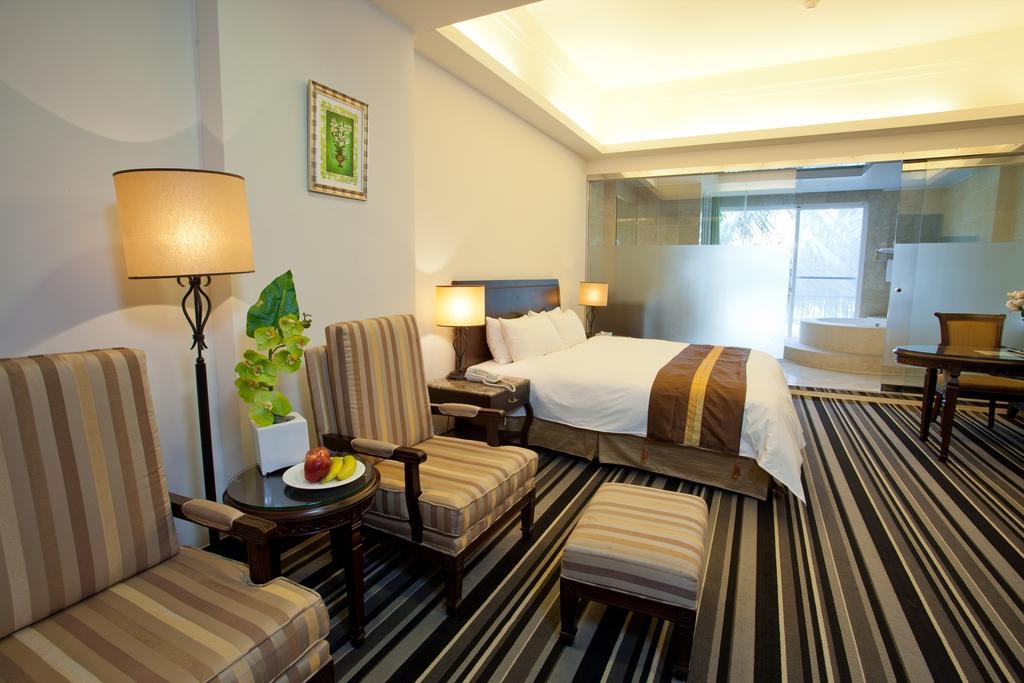 Les Hotel טאינאן מראה חיצוני תמונה