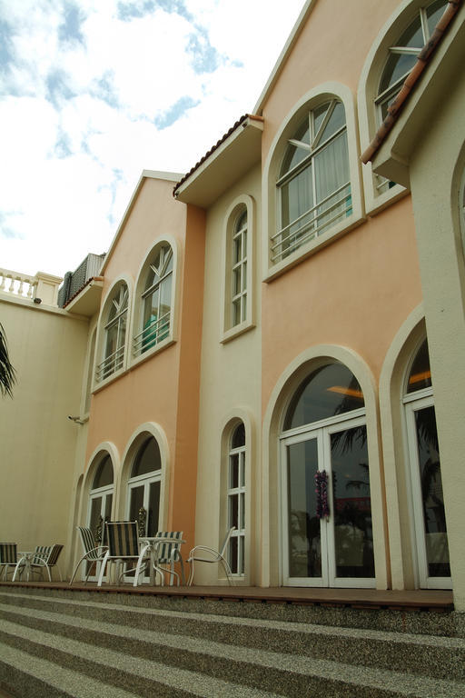 Les Hotel טאינאן מראה חיצוני תמונה